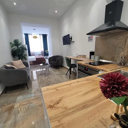 Apartment Regal 3